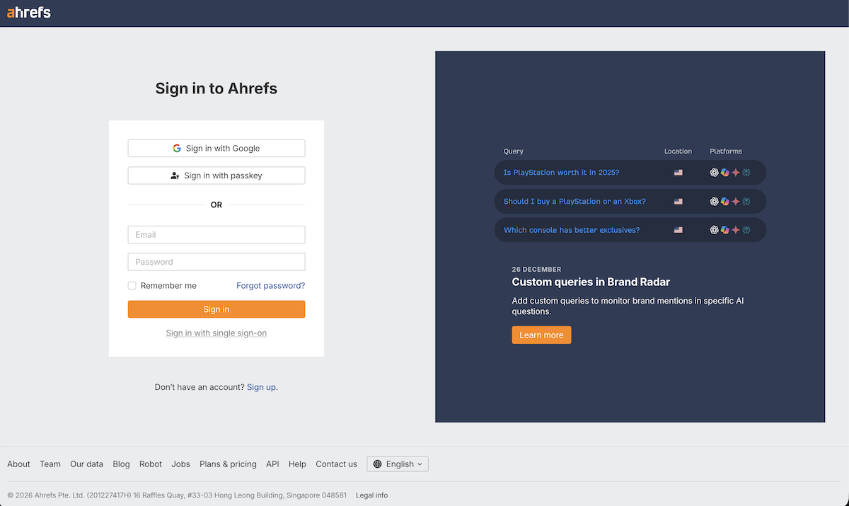 Ahrefs ログイン画面（Googleでサインイン）